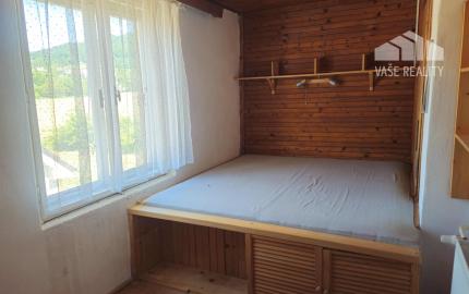 4 izbový rodinný dom Lednické Rovne  pozemok 1100m2