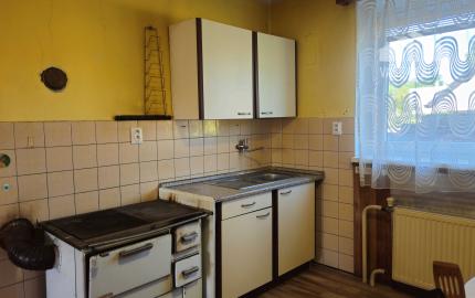 4 izbový rodinný dom Lednické Rovne  pozemok 1100m2
