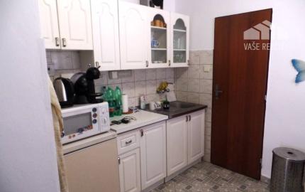 Na prenájom administratívna budova 160 m2 s garážou - Nové Mesto nad Váhom