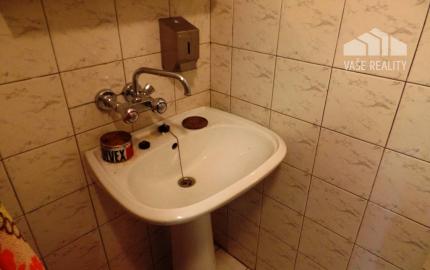 Na prenájom administratívna budova 160 m2 s garážou - Nové Mesto nad Váhom