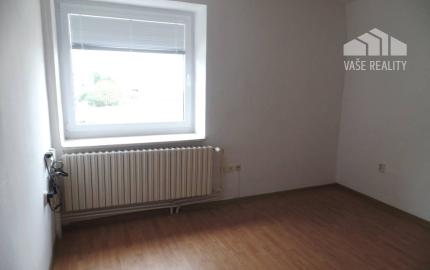 Na prenájom administratívna budova 160 m2 s garážou - Nové Mesto nad Váhom