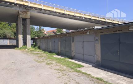 NA PREDAJ MUROVANÁ GARÁŽ 18 m² VO ZVOLENE – ELEKTRINA, VLASTNÝ POZEMOK, VÝBORNÁ LOKALITA