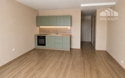 Krásna, slnečná garsónka 33m2 + balkón Trenčianske Teplice