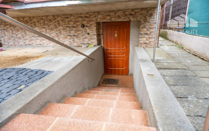 EXKLUZÍVNA PONUKA   Rodinný dom Topoľčany, pozemok 733 m2