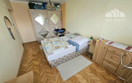 3 izbový byt Bánovce nad Bebravou / CENTRUM/ LOGGIA /PIVNICA