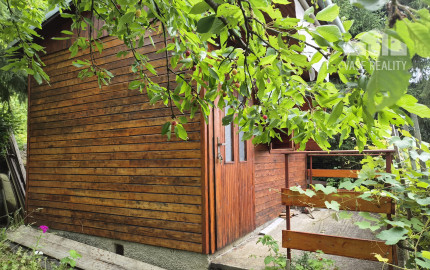 2 chatky, pozemok 563m2 Trenčianske Teplice