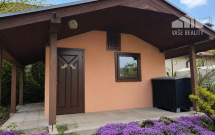 Nadštandardný 6-izbový rodinný dom s nádhernou záhradou ,pozemok 1048m