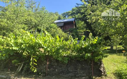 2 chatky, pozemok 563m2 Trenčianske Teplice