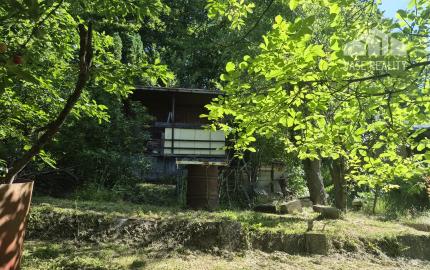 2 chatky, pozemok 563m2 Trenčianske Teplice