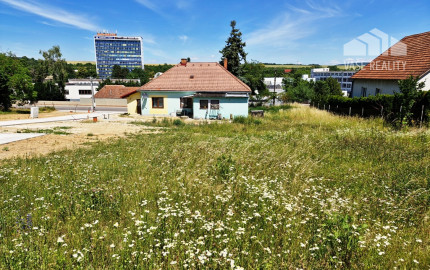 Stavebný pozemok o výmere 695 m2 v súkromnej štvrti - Stará Turá