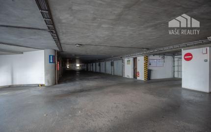 Na prenájom garáž, 16 m², v garážovom dome, Dvojkrížna ul., ihneď voľná