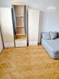 Prenájom 1-izbového bytu 42m2, A. Hlinku Piešťany