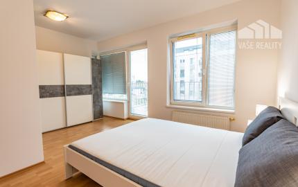Na prenájom luxusný 2-izbový byt, 73 m², garážové státie, Bratislava – Ružinov (Hrachová), ihneď voľný