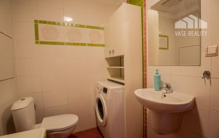 Na prenájom luxusný 2-izbový byt, 73 m², garážové státie, Bratislava – Ružinov (Hrachová), ihneď voľný