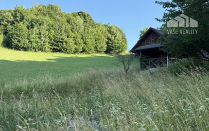 Veľký rekreačný pozemok s chatkou, Streženice (Púchov), 2400 m2