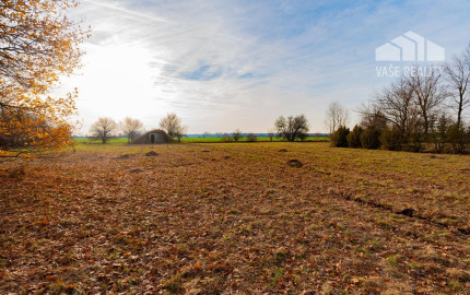 Predaj investičného pozemku - Stupava – extravilán-13 804 m²