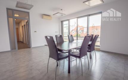 Reprezentatívne administratívne priestory s terasou, Dunajská ul. 124 m², od 08/2026