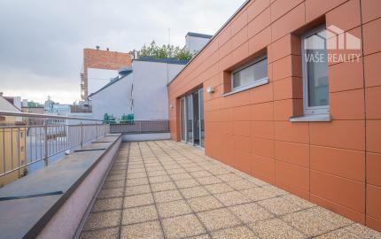 Reprezentatívne administratívne priestory s terasou, Dunajská ul. 124 m², od 08/2026