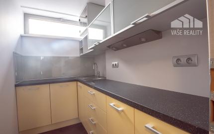 Reprezentatívne administratívne priestory s terasou, Dunajská ul. 124 m², od 08/2026