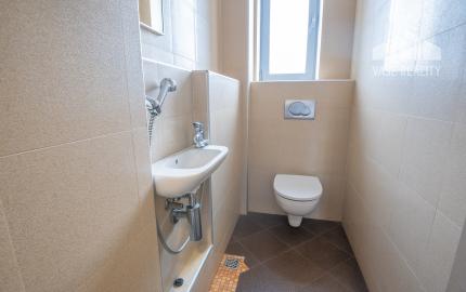 Reprezentatívne administratívne priestory s terasou, Dunajská ul. 124 m², od 08/2026