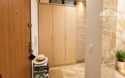 Krásna, slnečná garsónka 33m2 + balkón Trenčianske Teplice