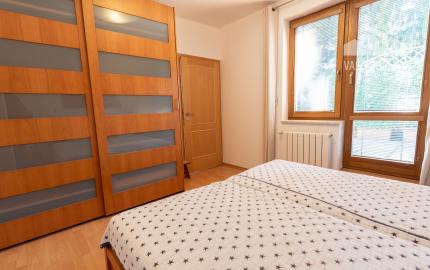 3-izbový byt s veľkou terasou a panoramatickým výhľadom 150 m² – Čapkova ul., Horský park, voľný ihneď