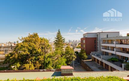3-izbový byt s veľkou terasou a panoramatickým výhľadom 150 m² – Čapkova ul., Horský park, voľný ihneď