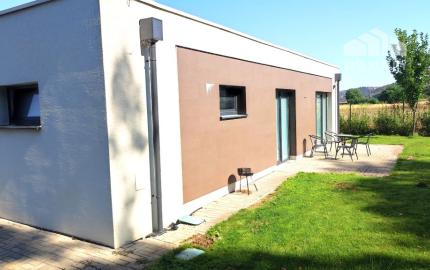 Predám 4-izbovú novostavbu typu bungalov, Moravany nad Váhom