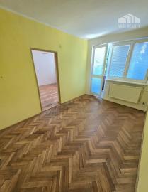 3 izbový byt Bánovce nad Bebravou/CENTRUM/62 m2 LOGGIA/PIVNICA