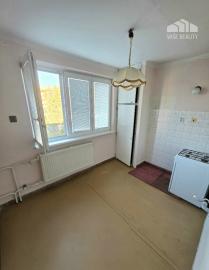 3 izbový byt Bánovce nad Bebravou/CENTRUM/62 m2 LOGGIA/PIVNICA