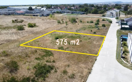 Stavebný pozemok 575 m2, Horná Streda