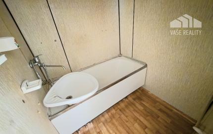 1 izbový byt Bánovce nad Bebravou/DUBNIČKA/34 m2/2 xLOGGIA/PIVNICA