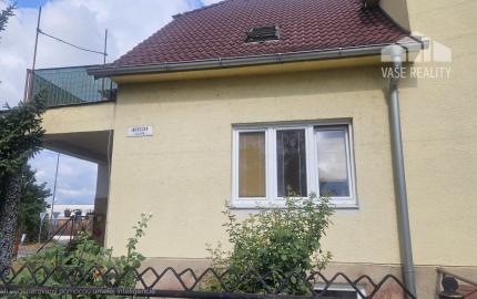 RODINNÝ DOM S DVOMI BYTOVÝMI JEDNOTKAMI – INOVECKÁ ULICA, TRENČÍN