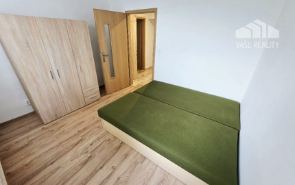 PRENÁJOM Bánovce nad Bebravou/3 IZBOVÝ BYT/ CENTRUM-STRED/