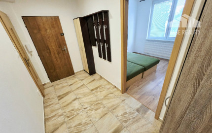 PRENÁJOM Bánovce nad Bebravou/3 IZBOVÝ BYT/ CENTRUM-STRED/