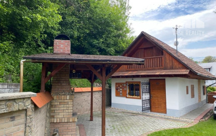 Víkendová chalupa Mikušovce, pozemok 281m2