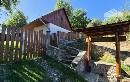 Víkendová chalupa Mikušovce, pozemok 281m2
