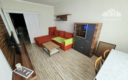 3 izbový byt Bánovce nad Bebravou/CENTRUM/69 m2/LOGGIA/PIVNICA