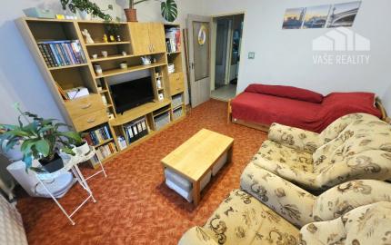 4 izbový byt Bánovce nad Bebravou /CENTRUM - STRED / 80 m2/ PIVNICA