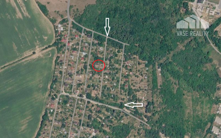 ** Na predaj záhradná chata s príslušenstvom, pozemkom 402 m² a krásnym výhľadom – Nové Mesto n/V **