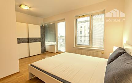 Na prenájom luxusný 2-izbový byt, 73 m², garážové státie, Bratislava – Ružinov (Hrachová), ihneď voľný