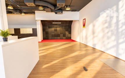 Na prenájom reprezentatívny priestor 231 m² – Dunajská ulica, Staré Mesto, bez provízie, voľný ihneď