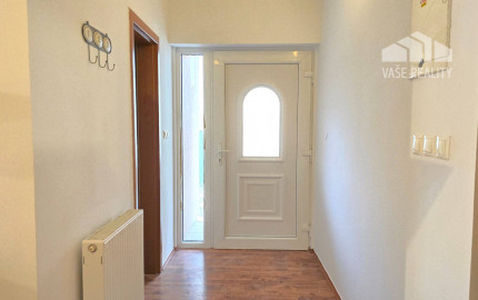 PRENÁJOM 4 IZBOVÝ RODINNÝ DOM - BUNGALOV, MORAVANY N/V