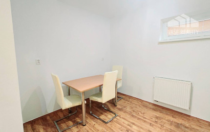 PRENÁJOM 4 IZBOVÝ RODINNÝ DOM - BUNGALOV, MORAVANY N/V