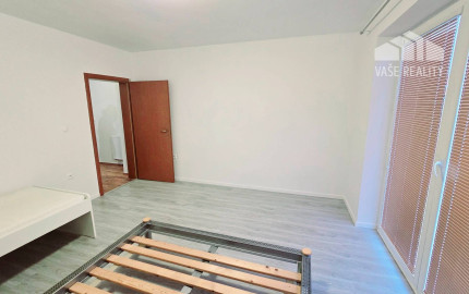 PRENÁJOM 4 IZBOVÝ RODINNÝ DOM - BUNGALOV, MORAVANY N/V