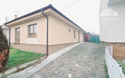 PRENÁJOM 4 IZBOVÝ RODINNÝ DOM - BUNGALOV, MORAVANY N/V
