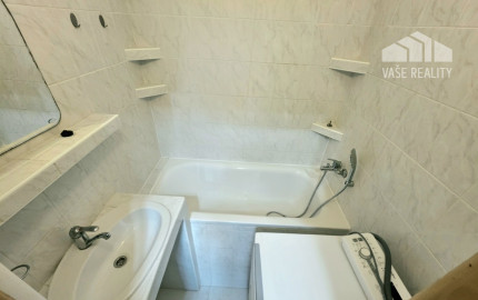 PRENÁJOM Bánovce nad Bebravou/3 IZBOVÝ BYT/ CENTRUM / 69m2