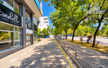Na prenájom obchodný priestor, 175 m², Ružinov – Tomášikova, priamy vstup z ulice, veľké výklady
