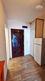 ** Na predaj priestranná garsónka 34 m² s veľkým balkónom 4,5 m² - Nové Mesto nad Váhom **