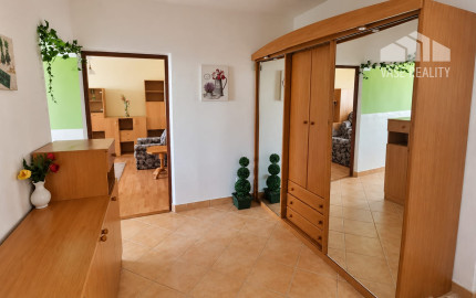 PRENÁJOM | 3-IZBOVÝ BYT | 80 m² | 2 BALKÓNY | ZARIADENÝ | CENTRUM I